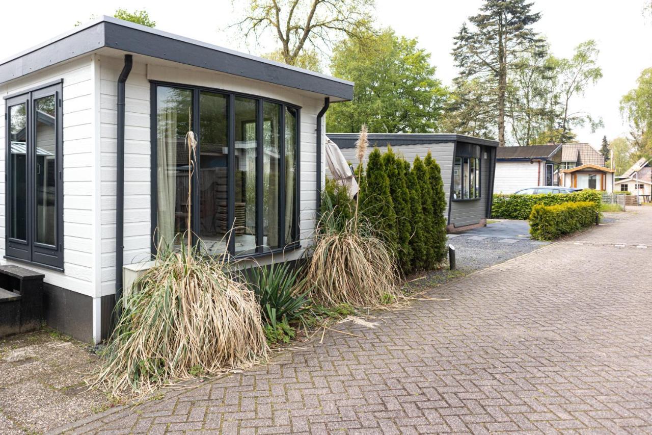 Bosrijk Chalet - Hottub - Veluwe Putten Exterior foto